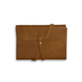 Libreta medieval con forro de piel color miel e interiores en papel rústico para arte blanco